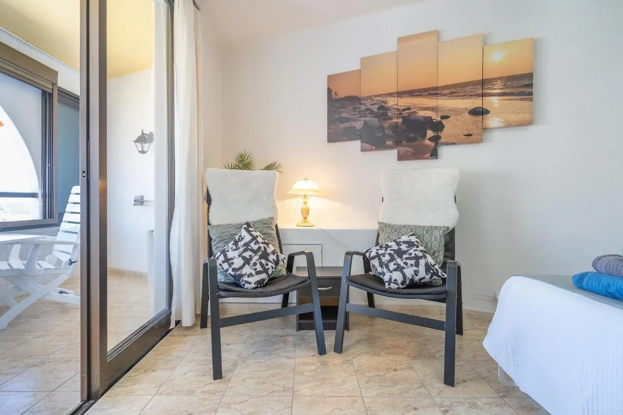 Go2Tenerife Apart'Mila Wowww!!! Sea View & Pool Playa de las Americas  0*, Playa de las Americas (Tenerife) Španělsko